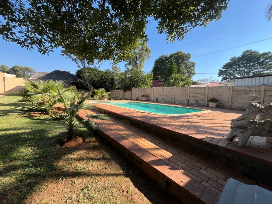 4 Bedroom Property for Sale in Protea Park North West